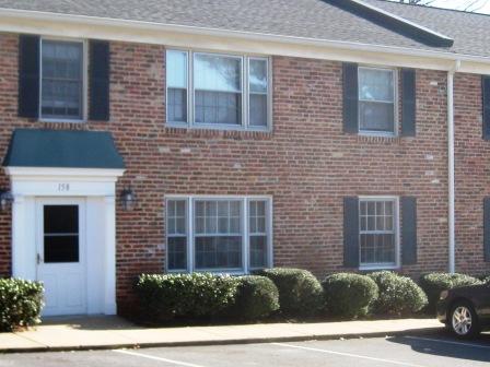 158 HH 1 exterior front