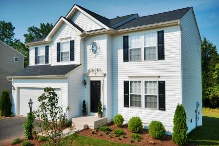 3 front view 2 up close compressed Gordonsville Gates Home